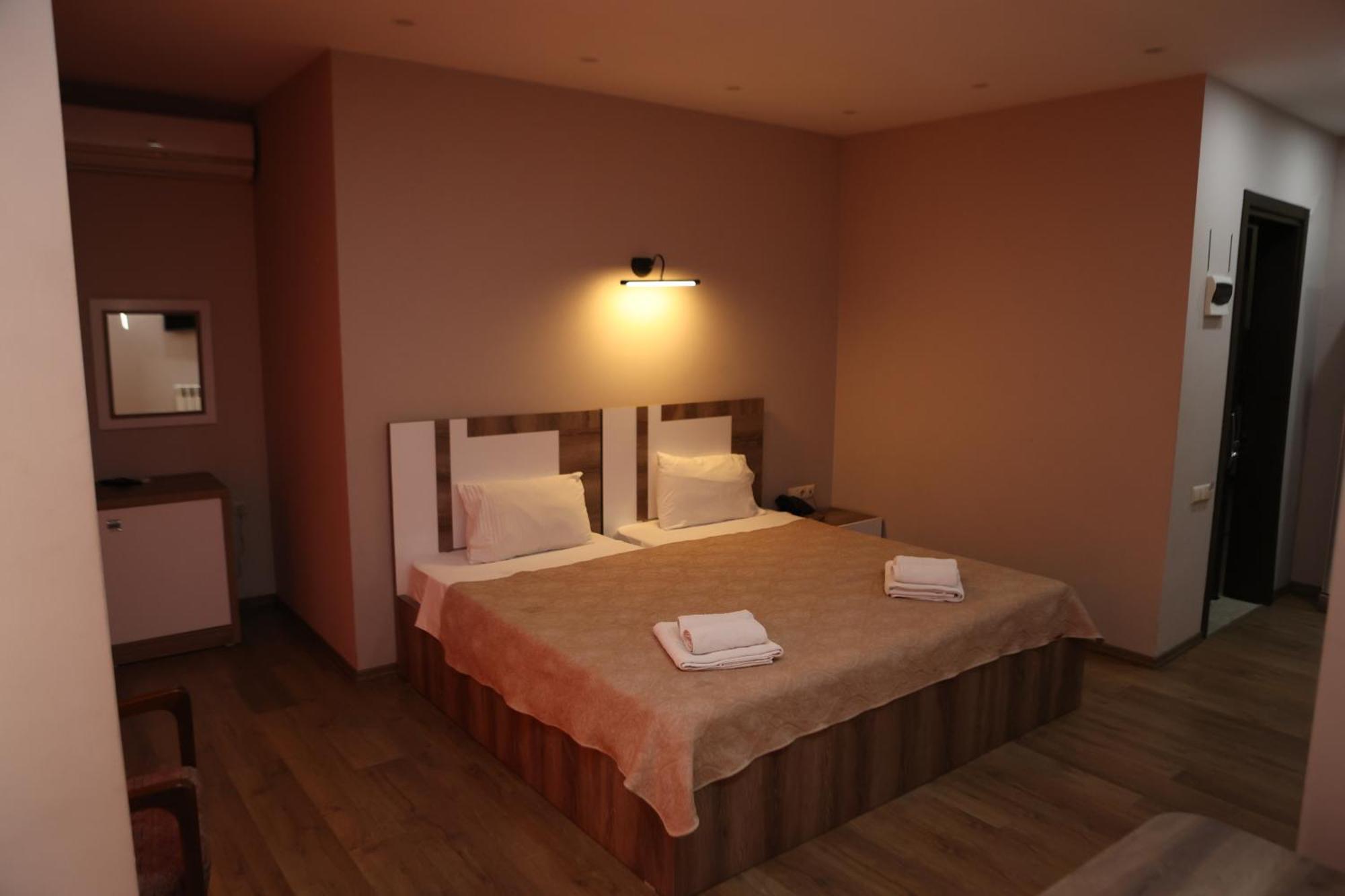 Dream Tower Hotel Batumi Exterior photo