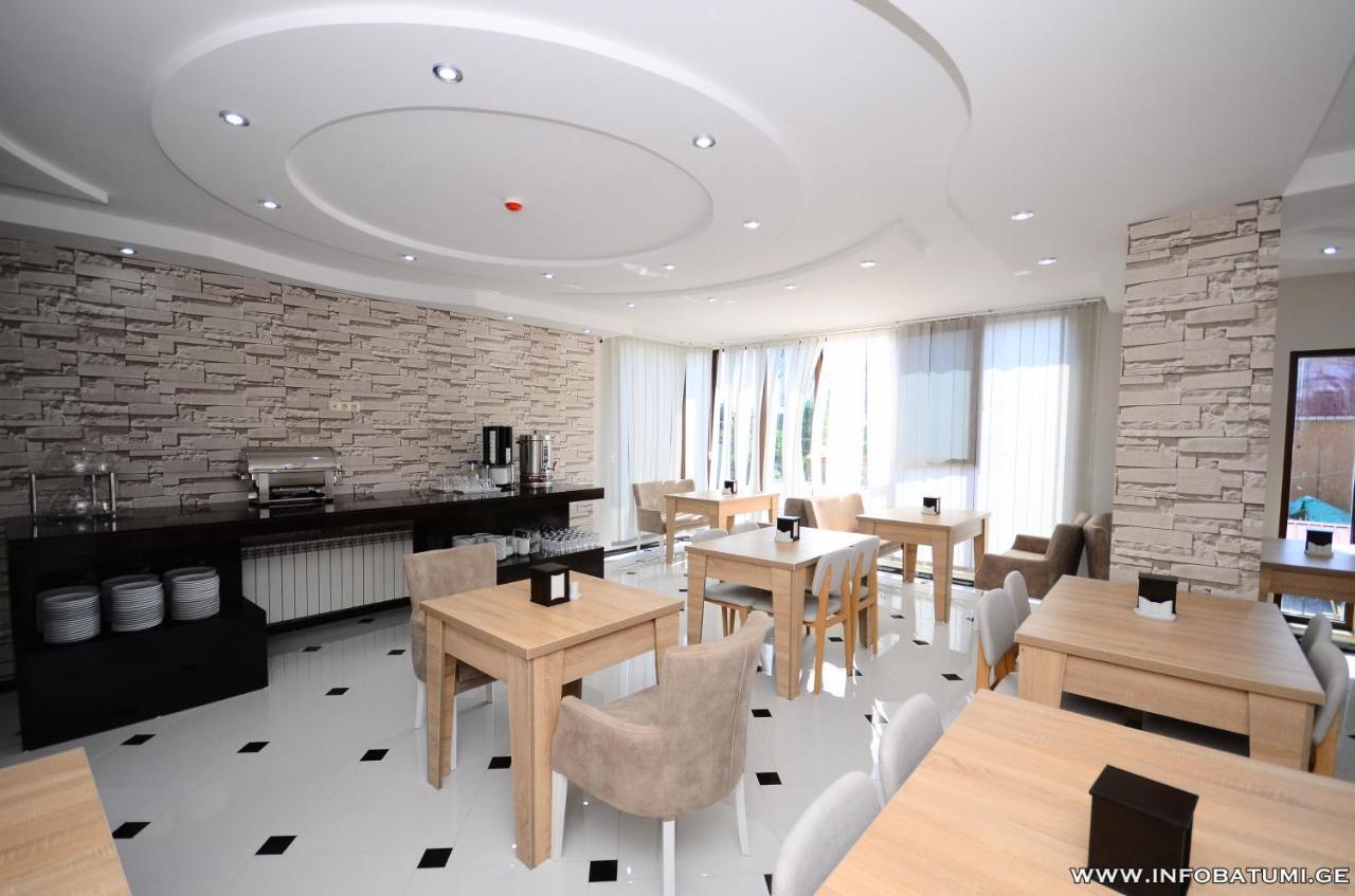 Dream Tower Hotel Batumi Exterior photo