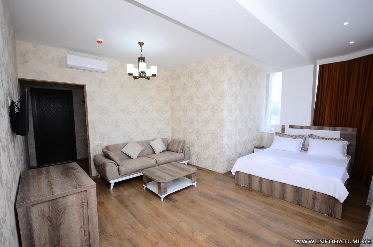 Dream Tower Hotel Batumi Exterior photo