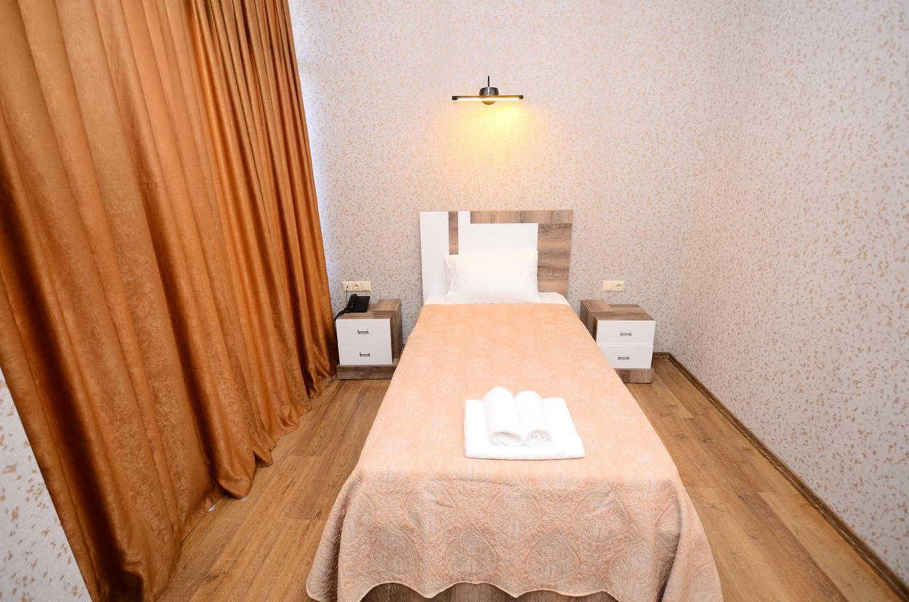 Dream Tower Hotel Batumi Exterior photo